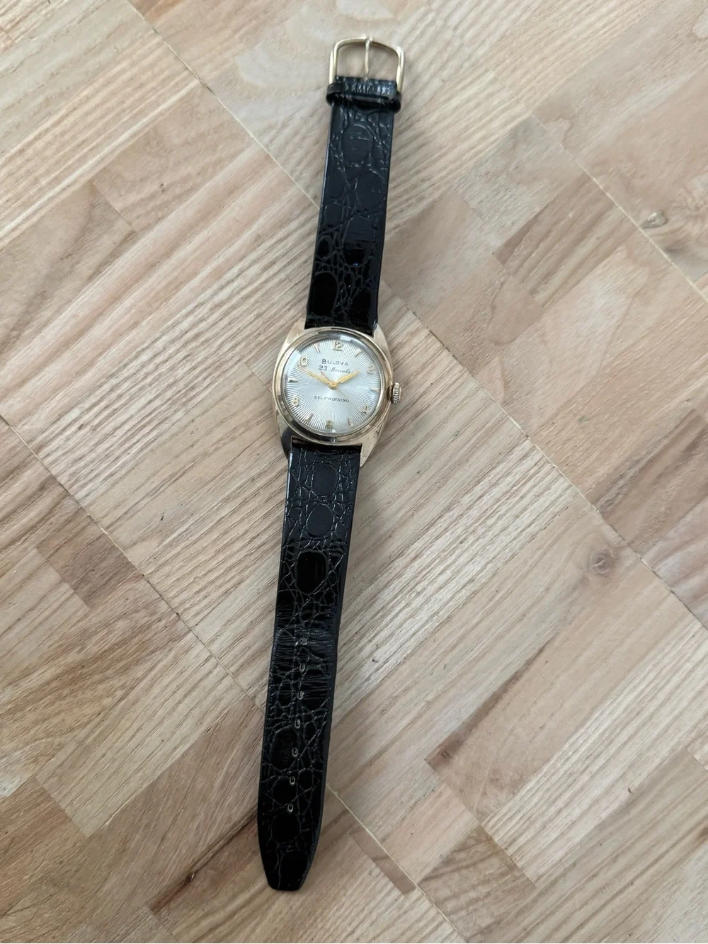 Bulova Rare 1954 23 Jewels Sunburst Dial Self-Winding Watch Gold Case Leather